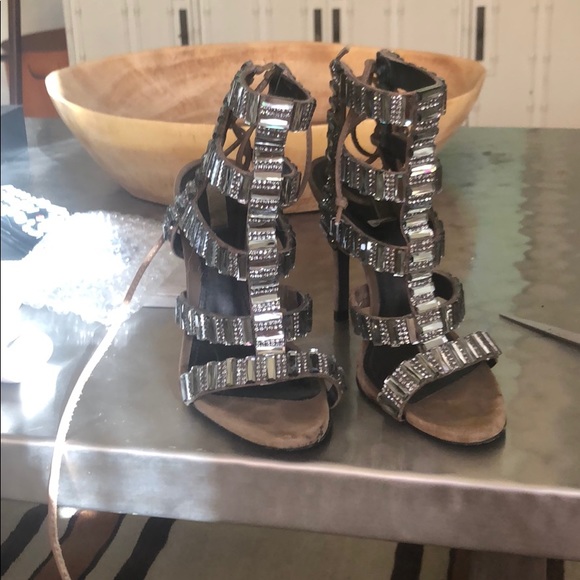 Barely worn Schutz Chrystal stiletto size 35 - Picture 2 of 5